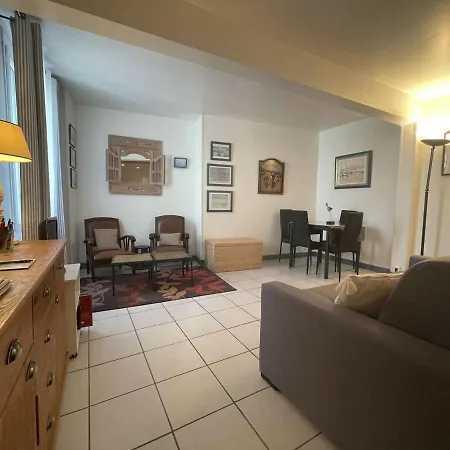 Apartment Saint-martin-de-re, Pres Des Commerces Et Restaurants, Ideal Pour Cyclistes - Fr-1-246c-20 *