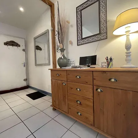 Apartment Saint-martin-de-re, Pres Des Commerces Et Restaurants, Ideal Pour Cyclistes - Fr-1-246c-20