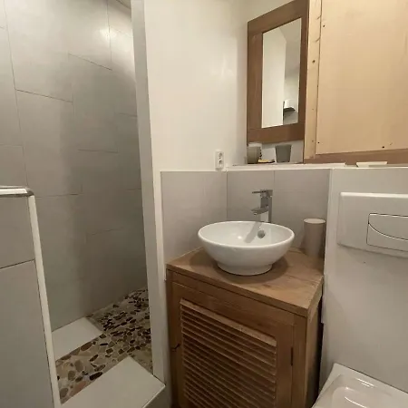 Apartment Saint-martin-de-re, Pres Des Commerces Et Restaurants, Ideal Pour Cyclistes - Fr-1-246c-20